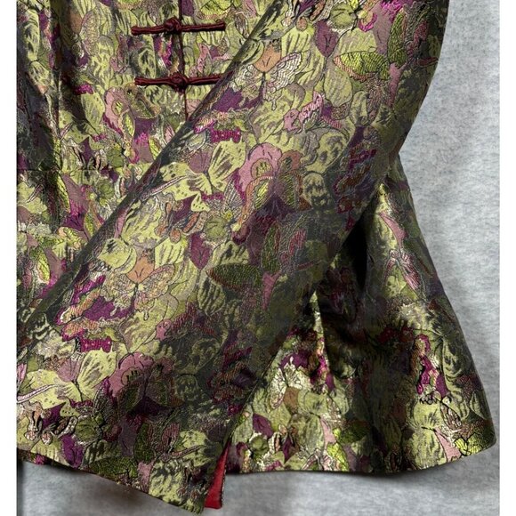 Luxurious Brocade Women's Blazer - Picture 4 of 6